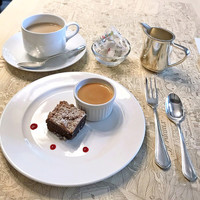 レストラン シェ・リュイ - 本日のデザート盛り合わせとコーヒー