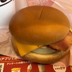 マクドナルド - 料理写真:ベーコンエッグマックサンドコンビ 250円。