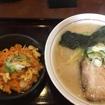 中国麺飯店 ワンフー 入善店 - 