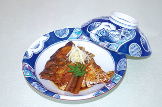 Hanaguruma - 鯛のあら炊き