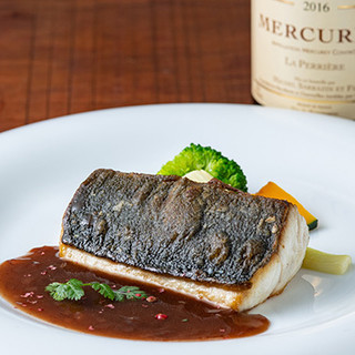 おいしい料理にはおいしいワインを！最高の組み合わせをご提供