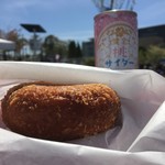 小名浜美食ホテル - 桃のジュースとカジキカレーパン
