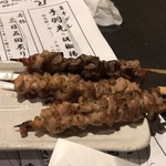 炭火やきとり 伝兵衛 - せせり