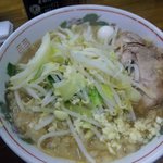 ラーメン二郎 新小金井街道店 - 野菜少なめ