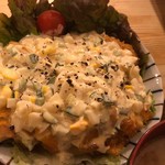 IPPON食堂 - タルタルはサラサラ系だけど手作りで甘酢もかかっており抜群の美味しさです。ちなみに写真のタルタルはよく来てくれるってことでサービスの増し増しです(^_^;)