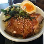 麺屋甚八 - レアポーク丼