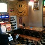 ビッグスマイル - 靴のまま上がる小上がり