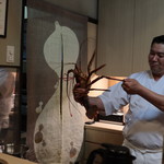 味あら井 - スーパモデル級美脚の伊勢海老