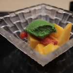 味あら井 - 苺とマンゴー、抹茶ババロア