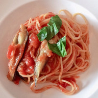 鉄板焼き 銀座 ポルトファーロ 本店 - 茄子とバジルのトマトパスタ