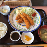 てしお温泉 夕映 レストラン - エビ&カキのMIXフライ定食 1.000円