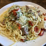 ナガタ店 - 自家製肉ソースとペコリーノチーズの特製パスタ