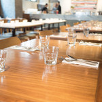 Ciao Chow Italian Cafeteria - 12時ちょっと前から座らせてもらった。15分近く貸し切り状態