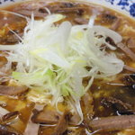 龍 - 刺激の酸辣麺(サーラーメン)