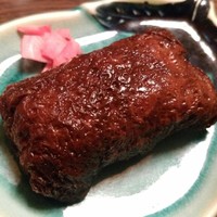 春鶯亭ひら - 赤酢のいなりとお漬物