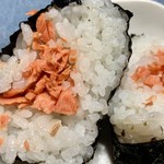 お米の丸和 - 「紅シャケ」は、フレークではありません\( ˆoˆ )/