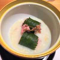 鮨隆 - 桜餅風鯛のそぼろ餡かけ