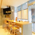 八香閣 - 仕事終わりのサク飲みや、1人飲みなどで利用しやすいカウンター席♪ぜひお気軽にお立ち寄りください！