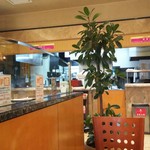 ローズ食堂 - ローズ食堂　厨房方面(2019.04.24)