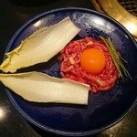 食道園 - 特選和牛ユッケ 1,500円