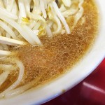 ラーメン二郎 - スープ