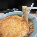 雪龍 - カニ玉ラーメン（麺）