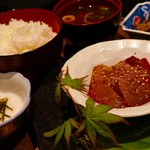 旨いの専門 肉と魚 博多ゆめはな - とろろをかけて山かけにして食べてもうまい