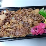Kakiyasu Dining - 黒毛和牛すき焼き重1000円