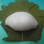 和菓子処 大角玉屋 - 柏餅　こしみそ餡