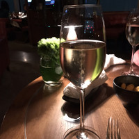 ザ タヴァン グリル＆ラウンジ - 