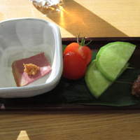 ダイナミックキッチン＆バー 響 カレッタ汐留店  - ワインビーフと青首大根味噌付き
