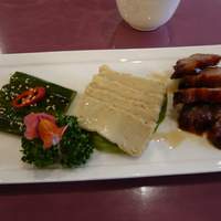 華正樓 新館 - 三種前菜の盛り合せ