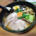 なにや - チャーシュー麺1300円12月