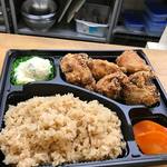 からあげ&弁当 トリとん - 