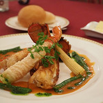 マゼランズ - オマール海老のポワレとズワイ蟹のフリット､アメリケーヌソース