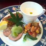 Kamakura Ichi - 昆布茶風味の新じゃがのポタージュ、真鯛のかわり揚げ、鎌倉野菜のマリネ、フランス産鴨のスモーク、青トマトのピクルス