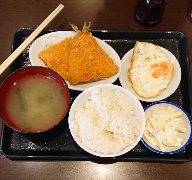 おきらく食堂 飯田橋店 飯田橋/食堂 食べログ