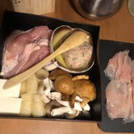 とり鍋と、つくねと、お豆富と。雷門 - 