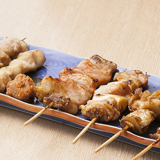 Enjoy our signature charcoal-Yakitori (grilled chicken skewers) made with local chicken from Iwate Prefecture.