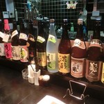 福建家庭料理 旬の香 - ズラッと、12種類の「焼酎」「日本酒」「泡盛」♪
