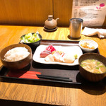 たけとら - 刺身定食