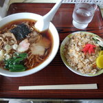 五頭食堂 - ラーメンチャーハン