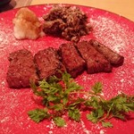 肉 もつ 土穂 - おまかせ１皿