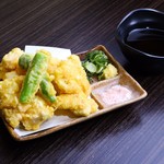 鶏料理 笑い屋 - ふりそでの鶏天麩羅