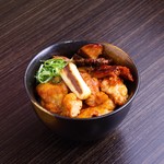 鶏料理 笑い屋 - 鶏丼
