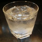 福建家庭料理 旬の香 - 「焼酎」：黒甕、一刻者、閻魔、鉄幹、喜界島、霧島、いいちこ。泡盛も有り！