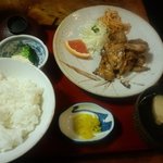 上総屋 - まぐろ生姜焼き定食￥500