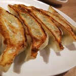 餃子販売所 新宿小滝橋通りいち五郎 - 