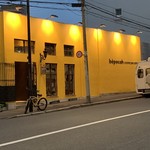 ペルー料理 bepocah - 原宿に現れたコロニアル風ペルーの建物