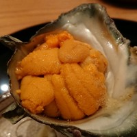 まき村 - サザエと北海道バフンウニの壺焼き